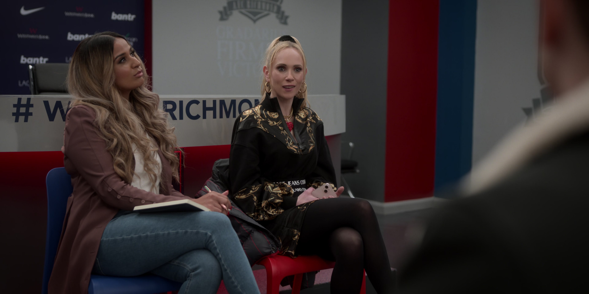 Versace Jeans Couture Outfit Of Juno Temple As Keeley Jones In Ted