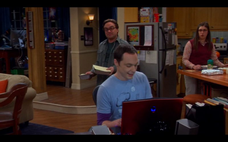 Alienware Laptop - The Big Bang Theory (2)