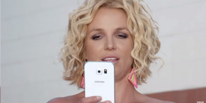Samsung Galaxy S6 - Pretty Girls - Britney Spears & Iggy Azalea (1)