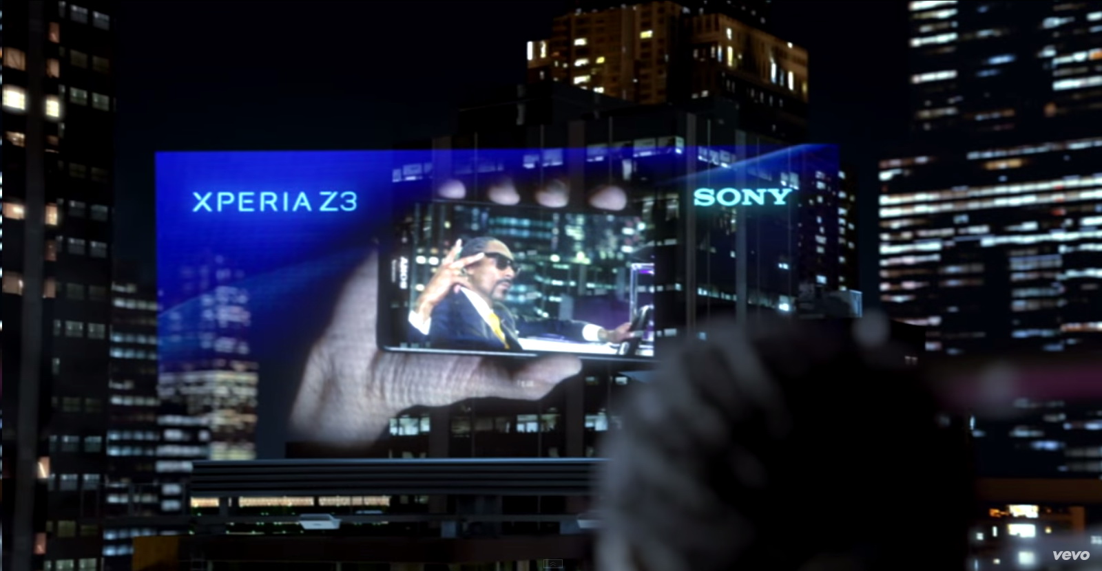 Sony Xperia Z3 - Snoop Dogg - California Roll Official Music Video