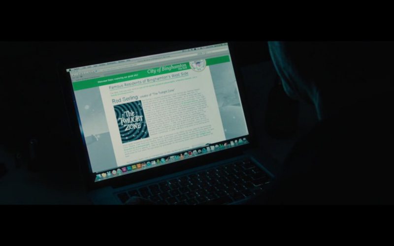 Apple MacBook Pro 15 Product Placement in Movies - The Rewrite (6)