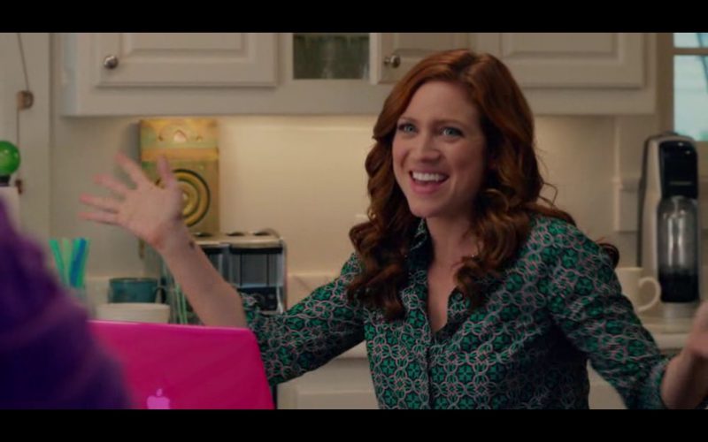 Apple MacBook – Pitch Perfect 2 (4)