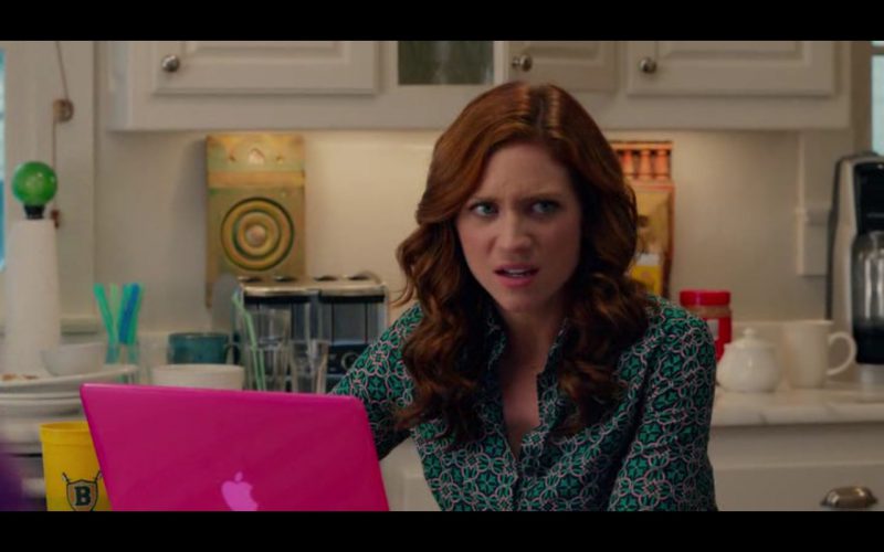 Apple MacBook – Pitch Perfect 2 (6)