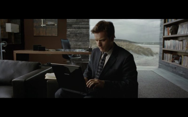 Samsung Notebook Product Placement in The Ghost Writer Movie (1)