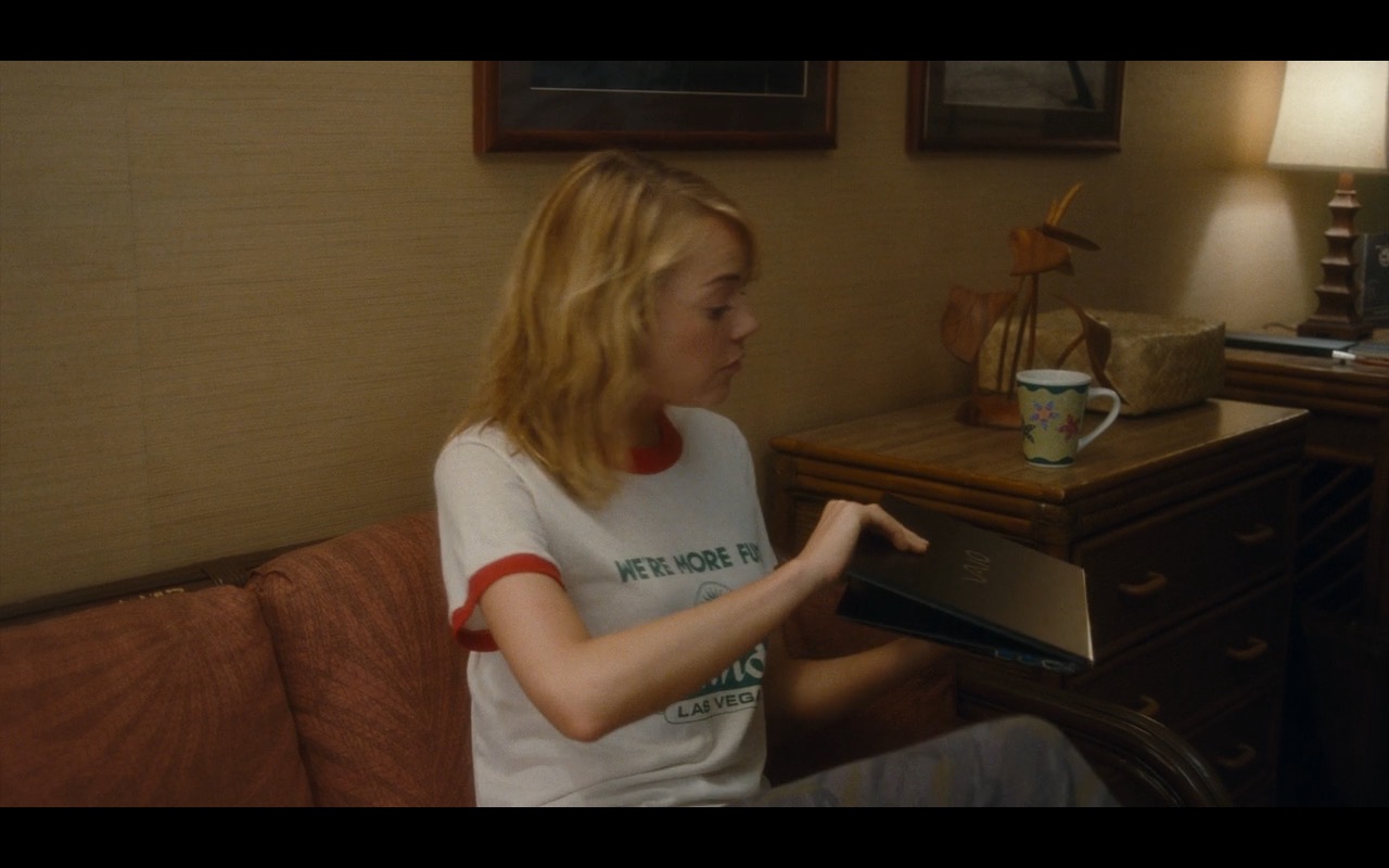 Sony VAIO Notebook - Aloha Movie Product Placement (3)