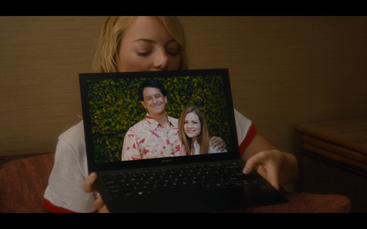 Sony VAIO Notebook - Aloha Movie Product Placement (7)
