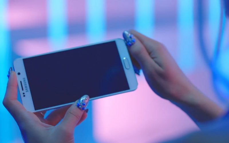Samsung Galaxy Note 5 – Ariana Grande – Focus (2)