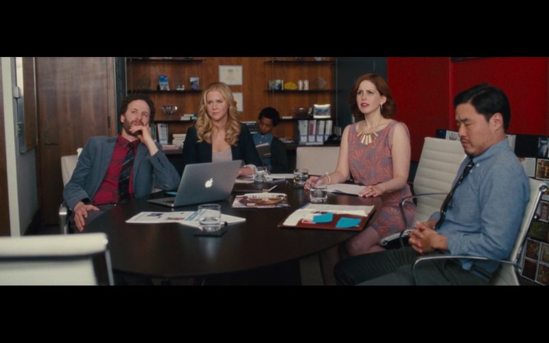 Apple MacBook Pro 15 Product Placement in Trainwreck 2015 Movie (2)