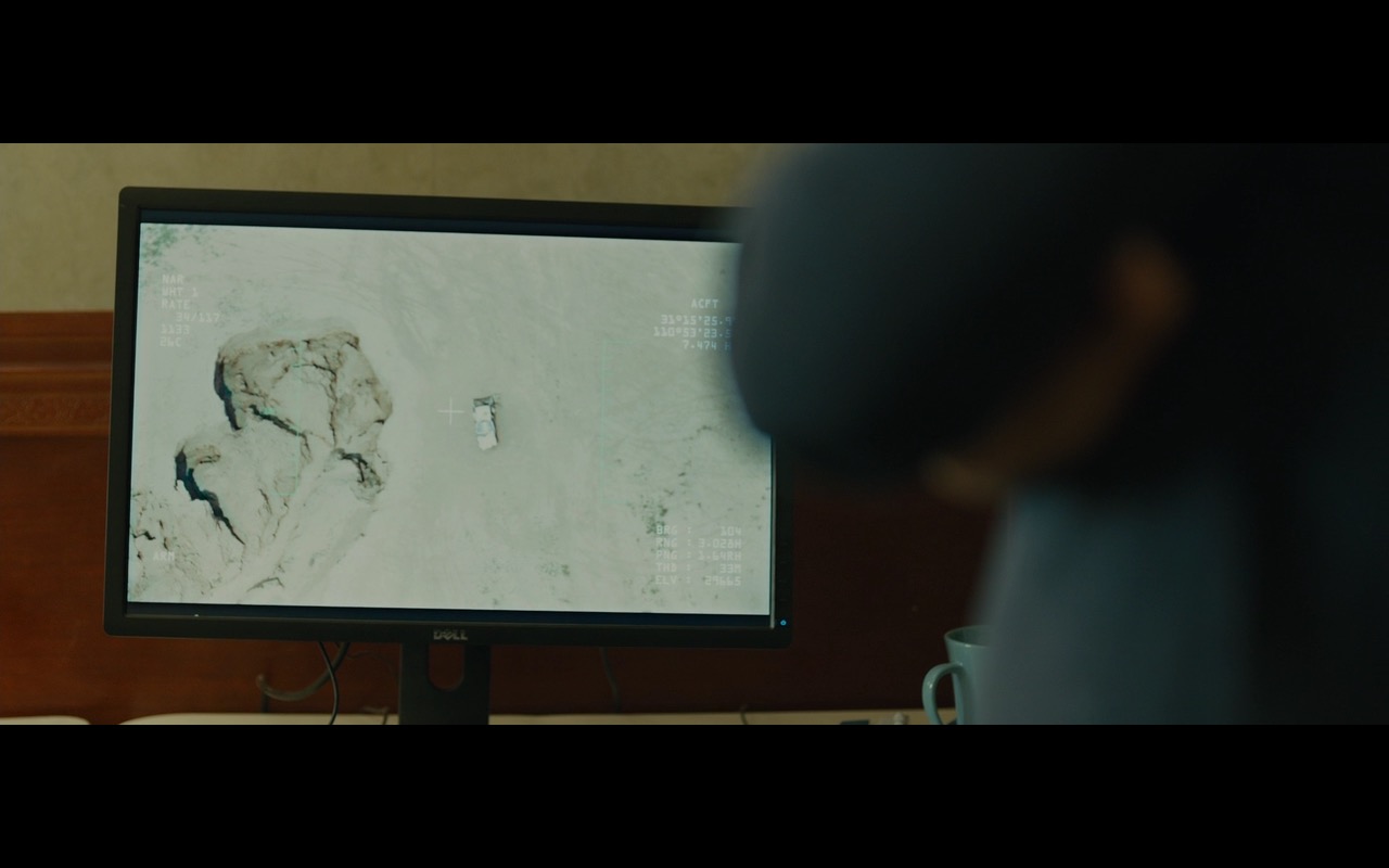 DELL Monitors – Product Placement in Sicario 2015 Movie (2)