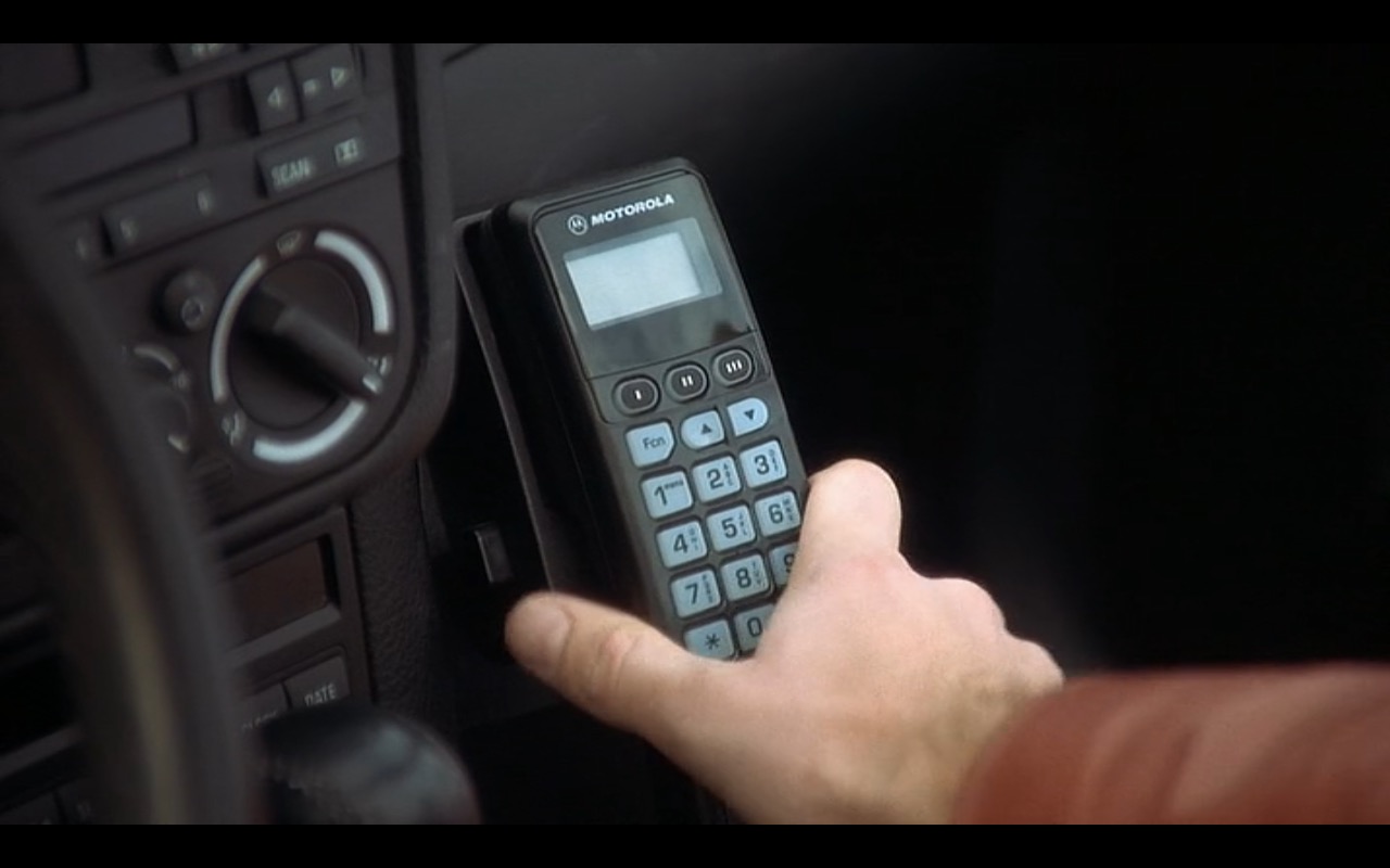 Motorola Car Phone – Interstate 60 Episodes of the Road (2002)