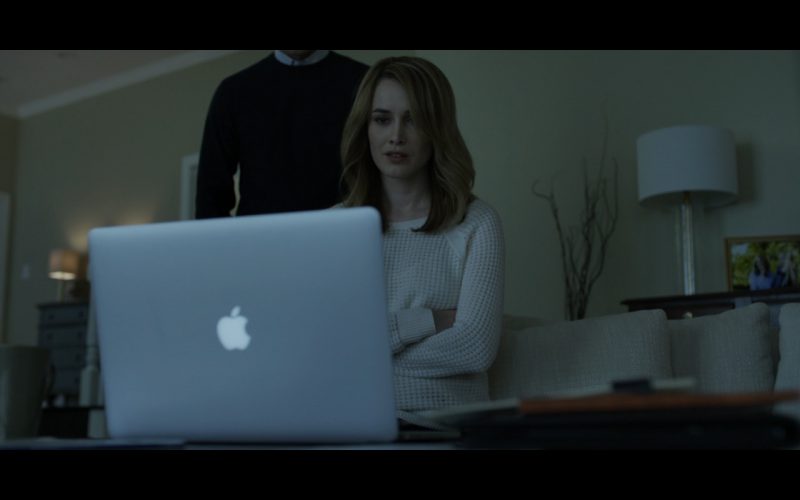 MacBook Pro 15 – House Of Cards (1)