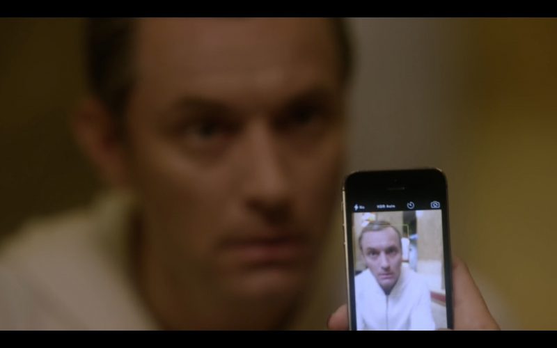 Apple iPhone 5 – The Young Pope (1)