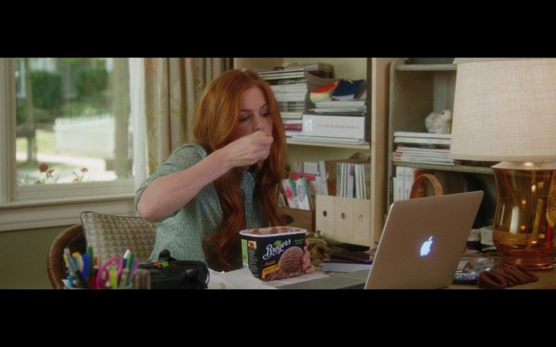 Breyers® Ice Cream and Apple MacBook Pro 15 – Keeping Up with the Joneses (2016)