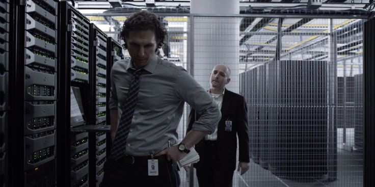 Dell servers in HOUSE OF CARDS: CHAPTER 18 (2014)