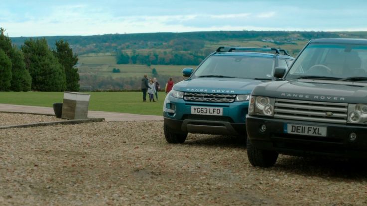Land Rover Range Rover Series III and Range Rover Evoque (2013)