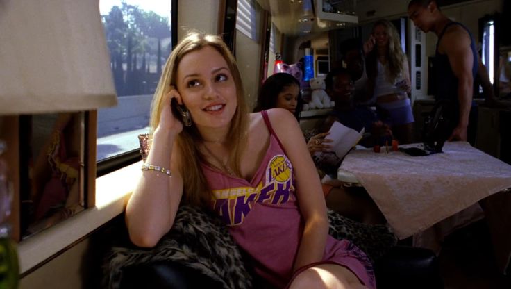 Los Angeles Lakers t-shirt worn by Leighton Meester in ENTOURAGE: DATE NIGHT (2004)