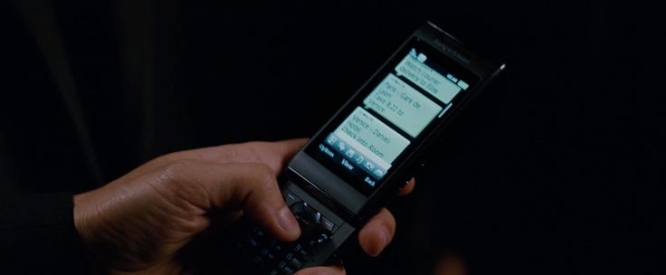 Sony Ericsson Mobile Phone Used by Paul Bettany in THE TOURIST (2010)