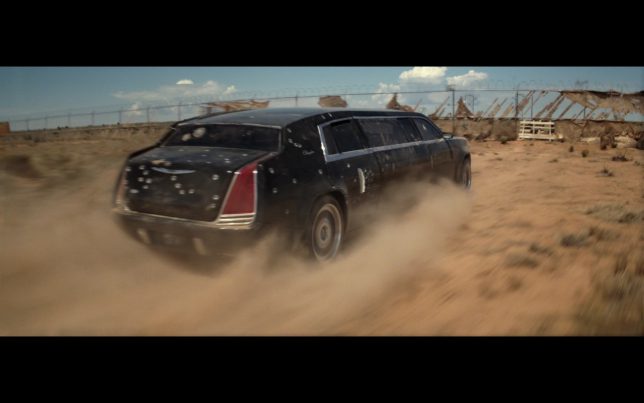 Chrysler E8 Car Limo Logan 2017 