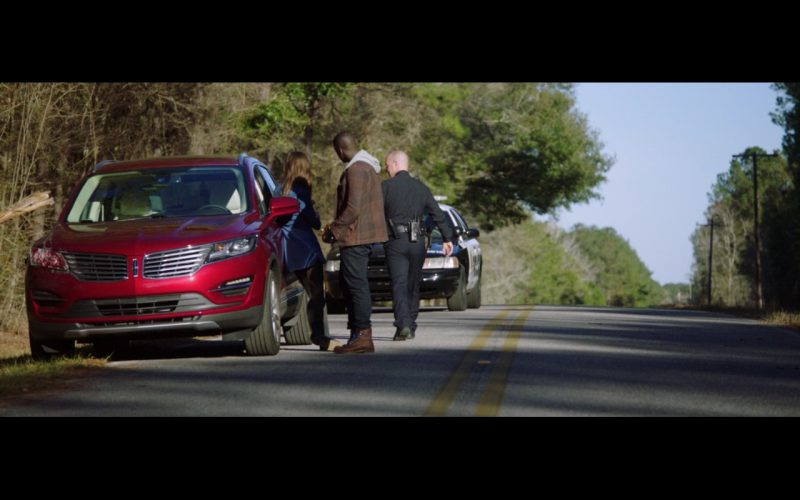 Red Lincoln MKC Car – Get Out (2017)