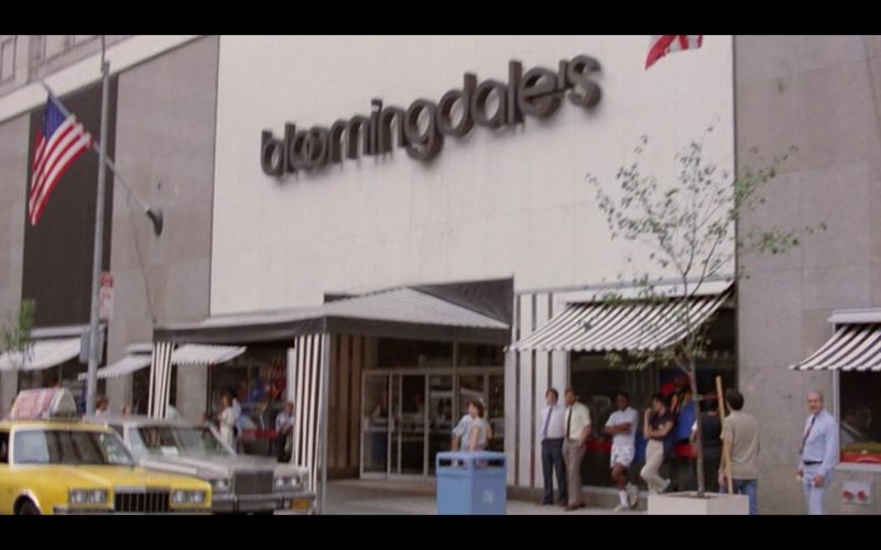 Bloomingdale's Store – Moscow on the Hudson 1984 (1)
