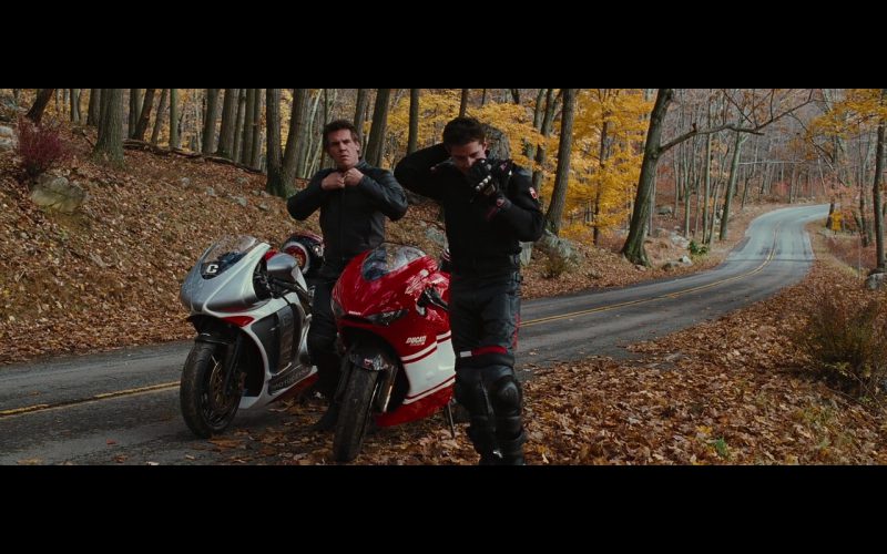 MotoCzysz C1 990 and Ducati Desmosedici RR – Wall Street: Money Never Sleeps (2010)
