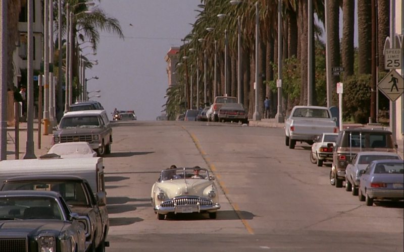 Buick Roadmaster Car - Rain Man (1988)