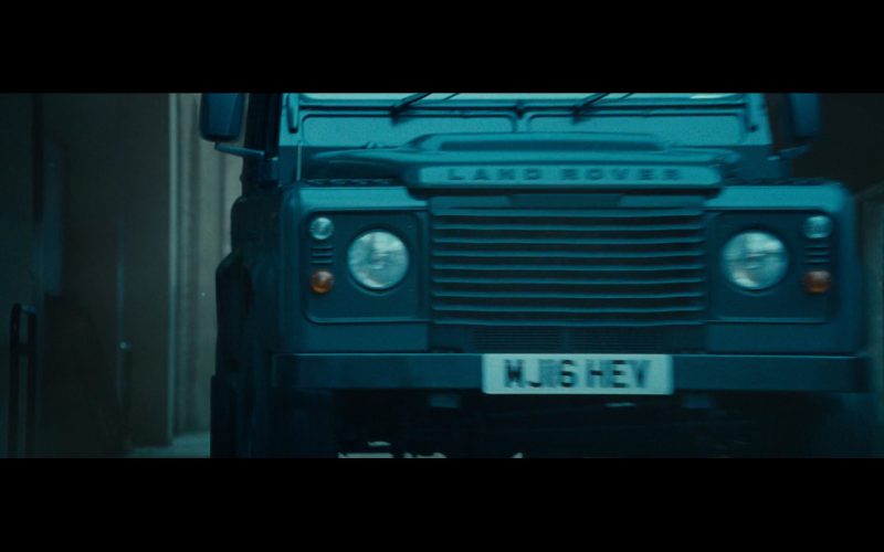 Land-Rover Defender Cars – The Mummy 2017 (1)