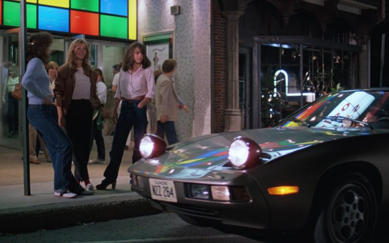 Porsche 928 Car - Risky Business (1983)