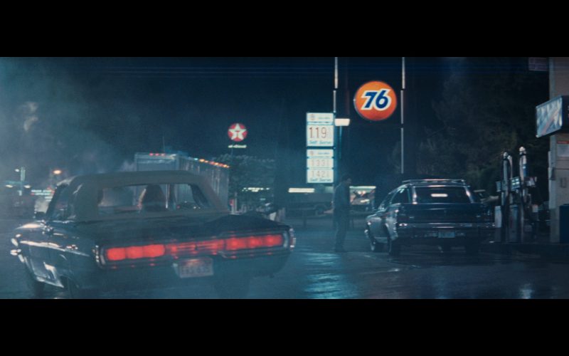 Texaco Sign And 76 Filling Station – Thelma & Louise (1)