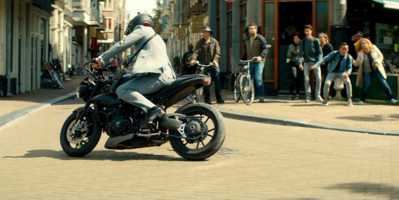 Triumph Speed Triple Motorcycle Driven by Ryan Reynolds in The Hitman’s Bodyguard (1)