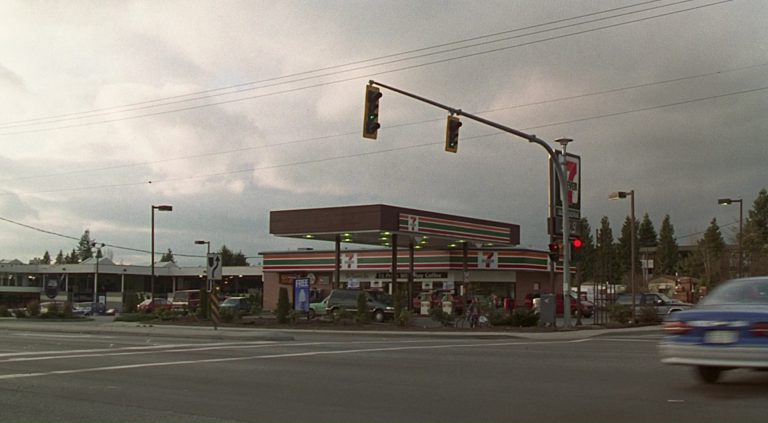 7-Eleven Store And Filling Station In Jumanji (1995)