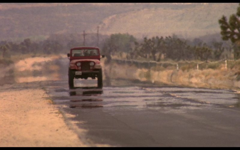 Jeep CJ-7 Renegade Car Driven by Linda Hamilton (Sarah Connor) in The Terminator (2)