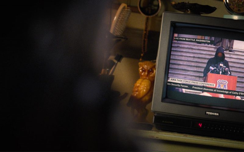 Toshiba TV in Death Note (2017)