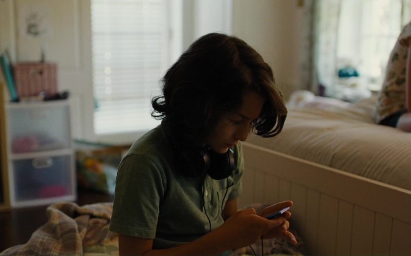 Apple iPod Media Player Used by Sunny Suljic in The Killing of a Sacred Deer (1)