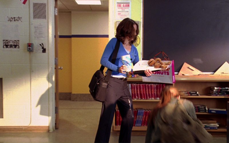 Dunkin' Donuts (Tina Fey) in Mean Girls (2)