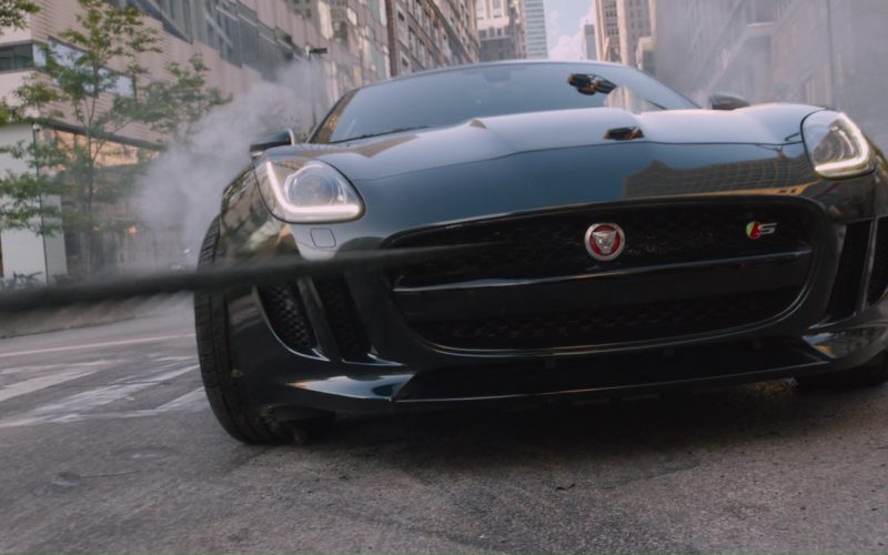 Jaguar F-Type Coupé Sports Car in The Fate of the Furious (3)