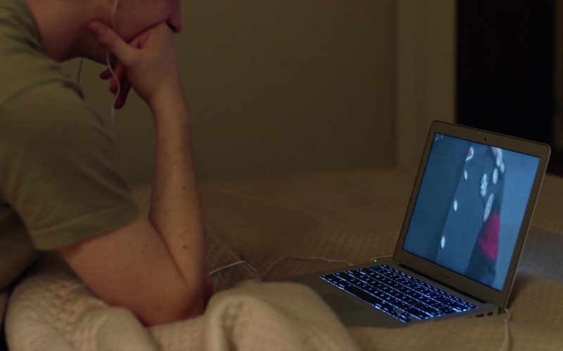 MacBook Air Laptop Used by Austin Abrams in Brad’s Status