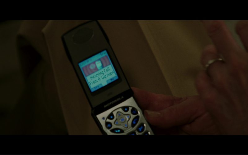 Motorola Phone Used by Kim Basinger in The Sentinel (1)