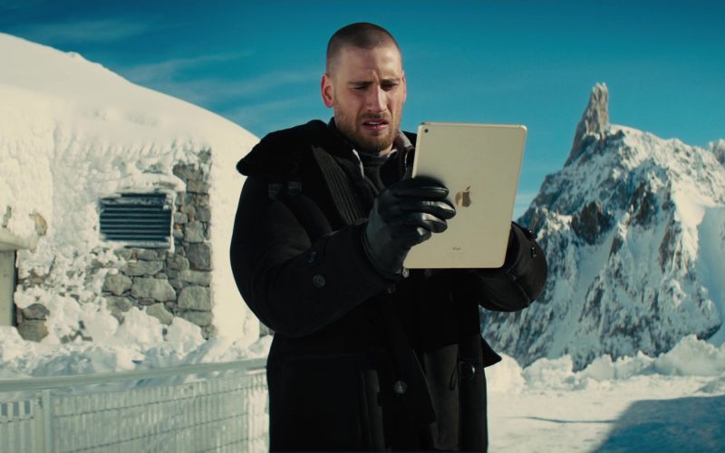 Apple iPad Tablet Used by Edward Holcroft in Kingsman The Golden Circle (6)