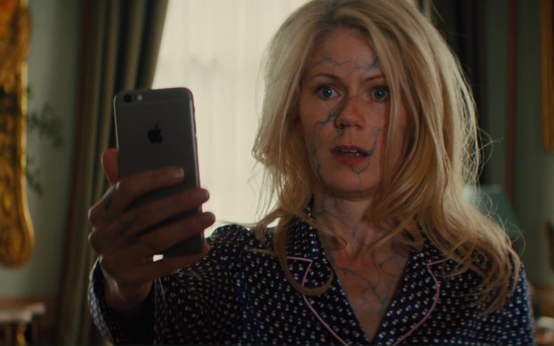 Apple iPhone Used by Hanna Alström in Kingsman The Golden Circle (16)