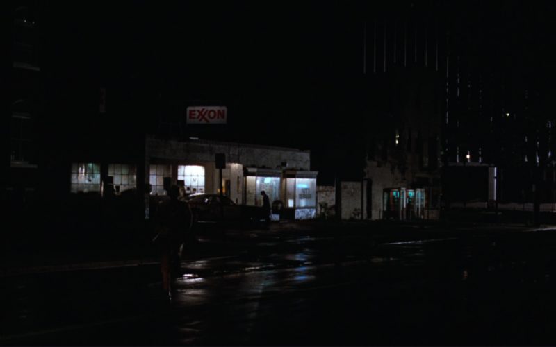 Exxon Sign in All the President's Men (1976)