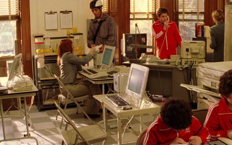 Apple Computers, Everlast Punching Bag and Adidas Tracksuits in The Royal Tenenbaums (1)
