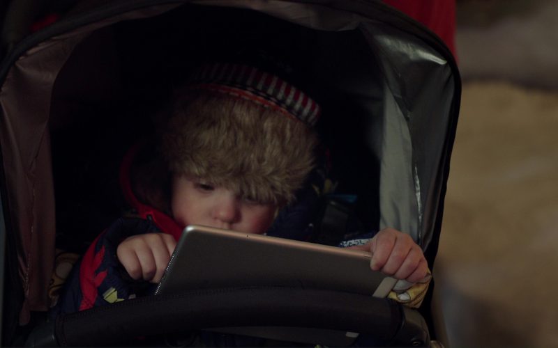 Apple iPad Tablet in Daddy’s Home 2