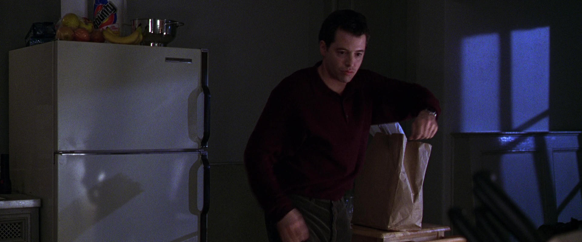 Bounty Paper Towels Used by Matthew Broderick in The Cable Guy (1996) Movie1920 x 800