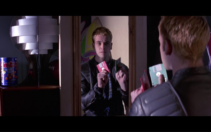 Cheetos Puffed Balls in Hackers (1)