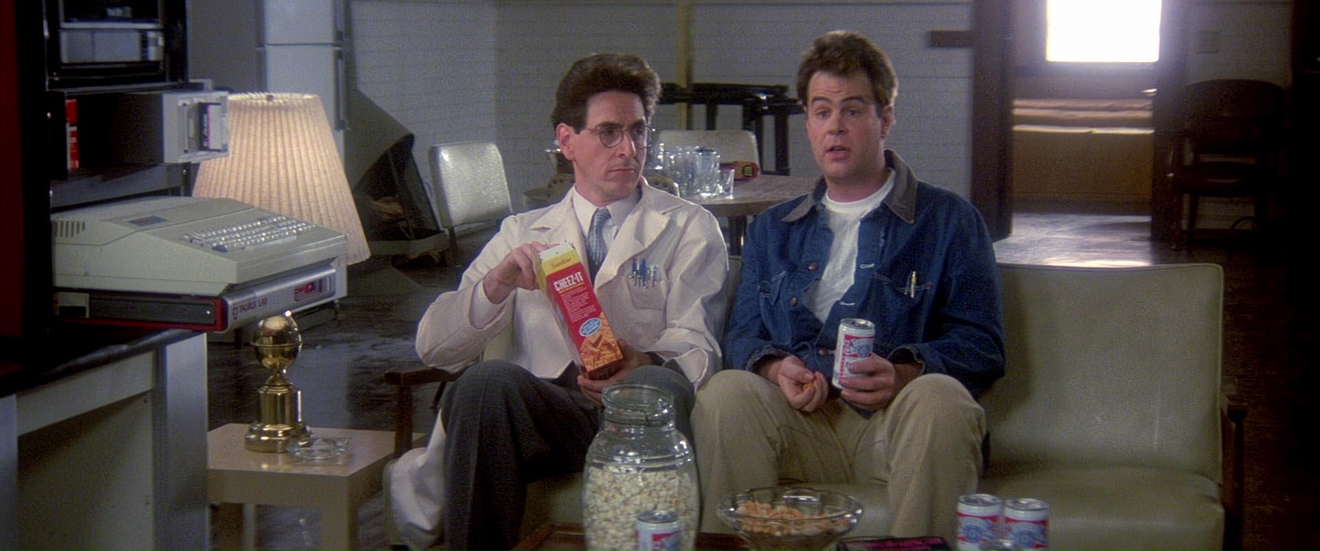 Cheez-It and Budweiser Beer in Ghostbusters (1984) .