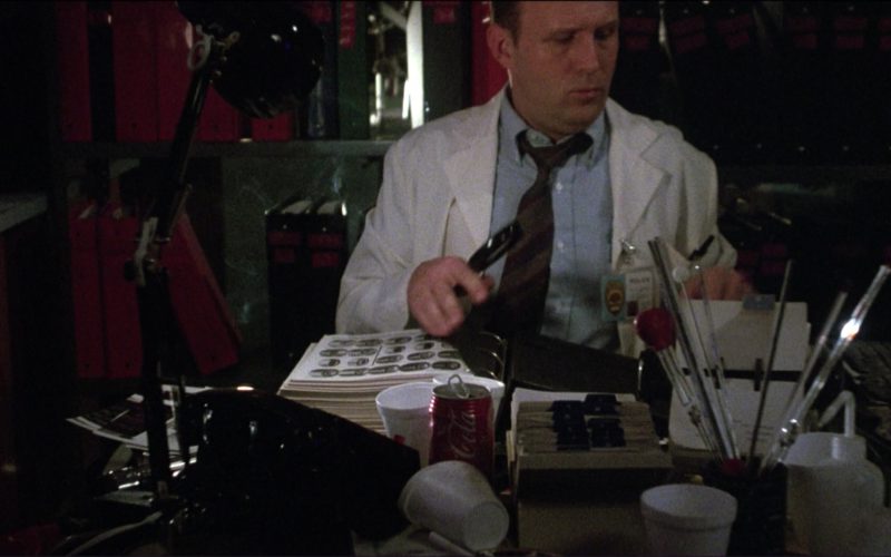 Coca-Cola in Ruthless People (2)