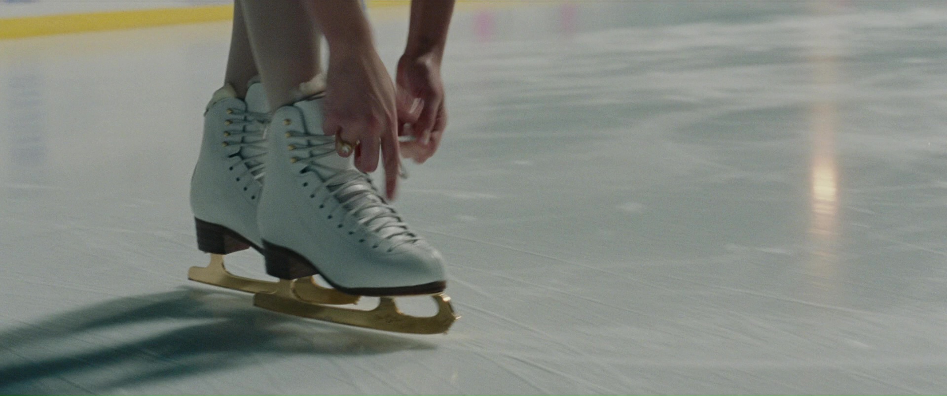 Jackson Freestyle Figure Skates Worn by Margot Robbie in I, Tonya (2017) Movie1920 x 804