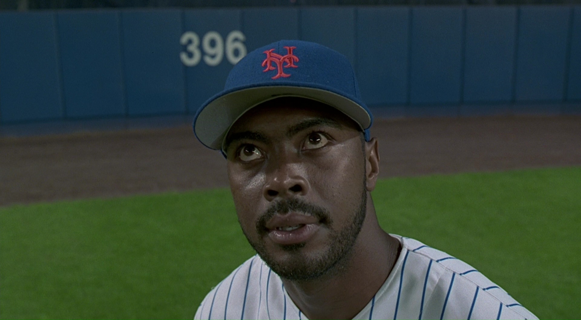 New York Mets Cap in Men in Black (1997) Movie1920 x 1058