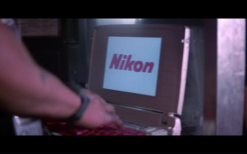 Nikon in Hackers (1)